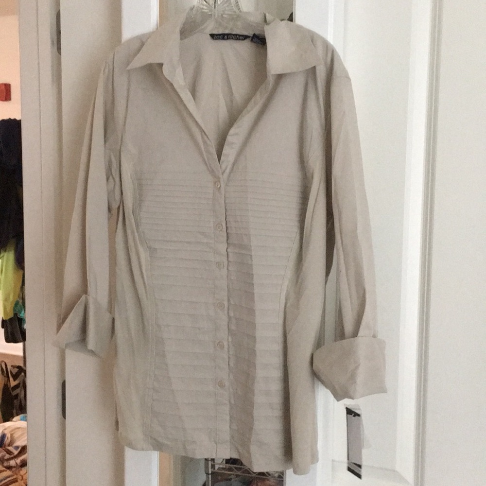 NWT Woven and knit ultimate fit button down blouse